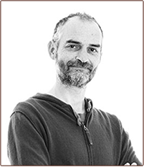 エリック・ガステさん